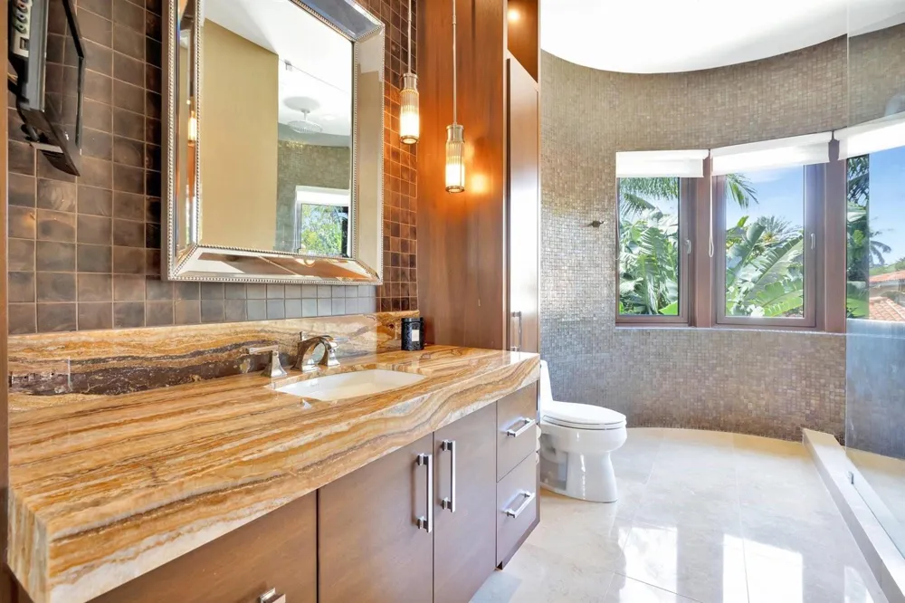 815 Idlewyld Drive Fort Lauderdale, FL 33301