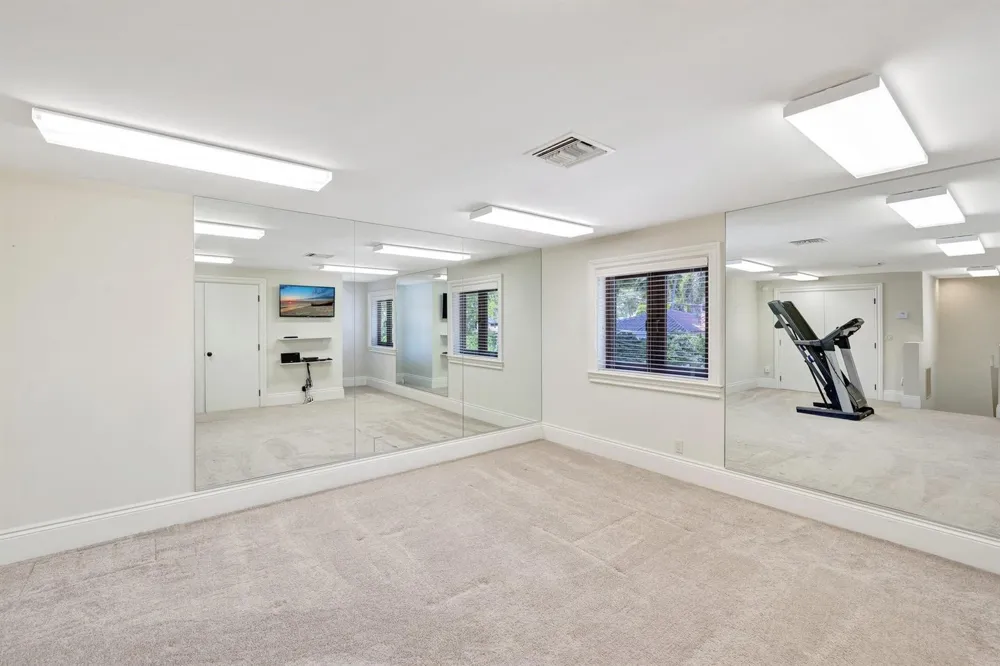 815 Idlewyld Drive Fort Lauderdale, FL 33301