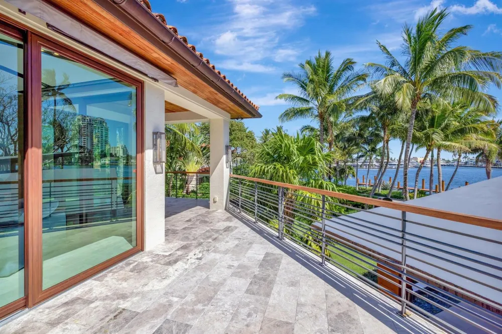 815 Idlewyld Drive Fort Lauderdale, FL 33301