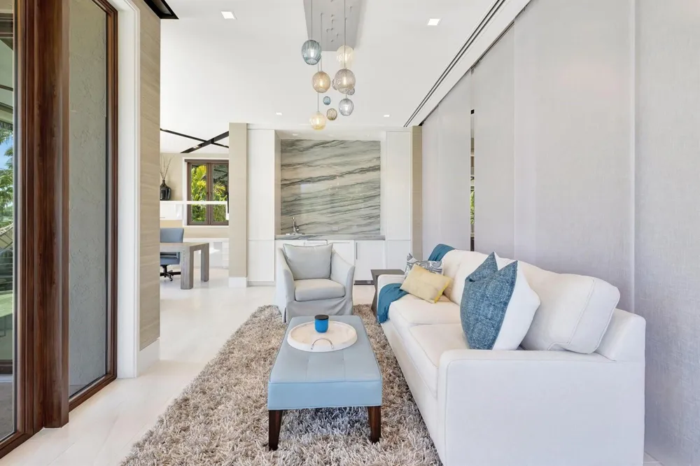 815 Idlewyld Drive Fort Lauderdale, FL 33301