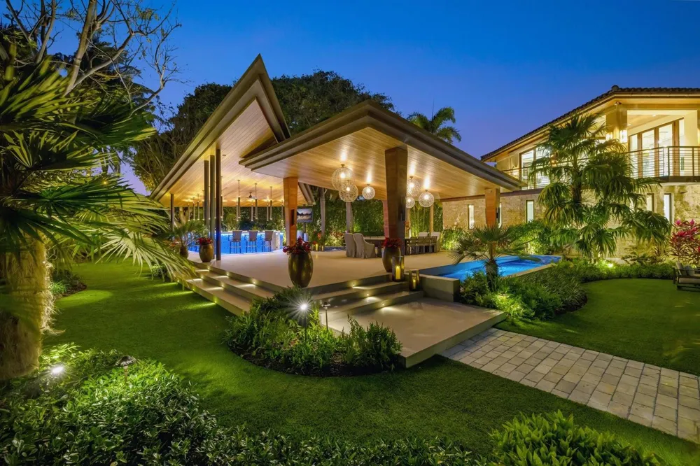 815 Idlewyld Drive Fort Lauderdale, FL 33301