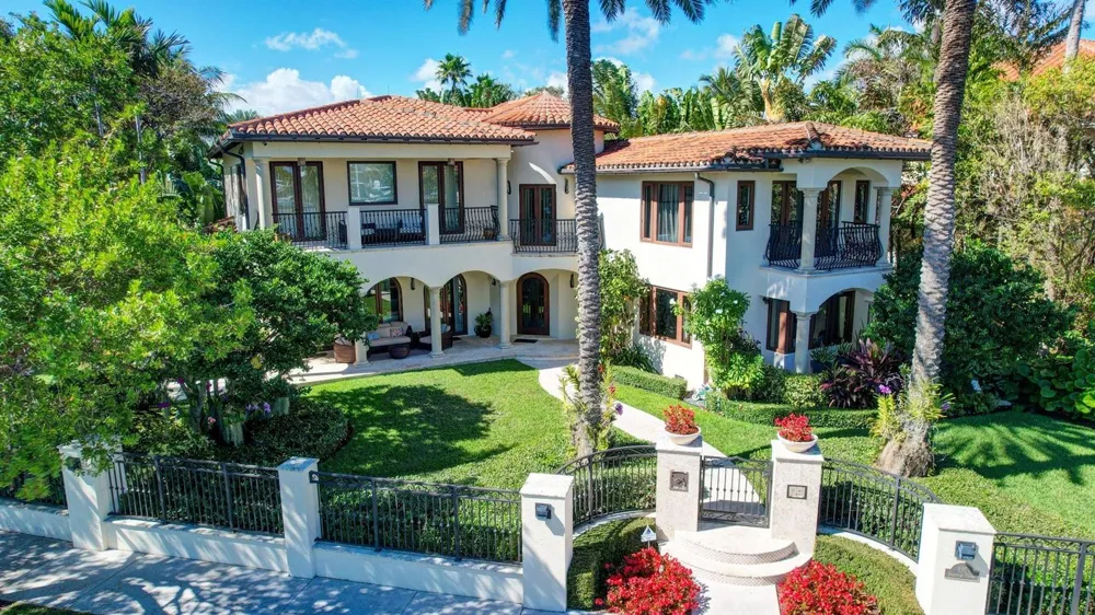 815 Idlewyld Drive Fort Lauderdale, FL 33301