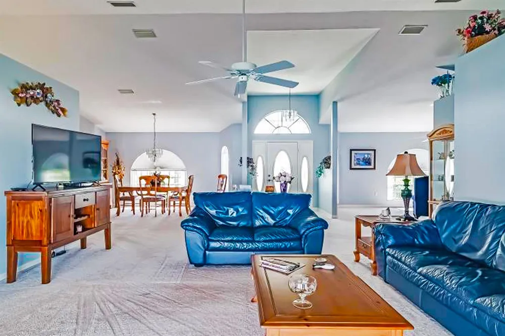 424 Holly Drive Sebring, FL 33876