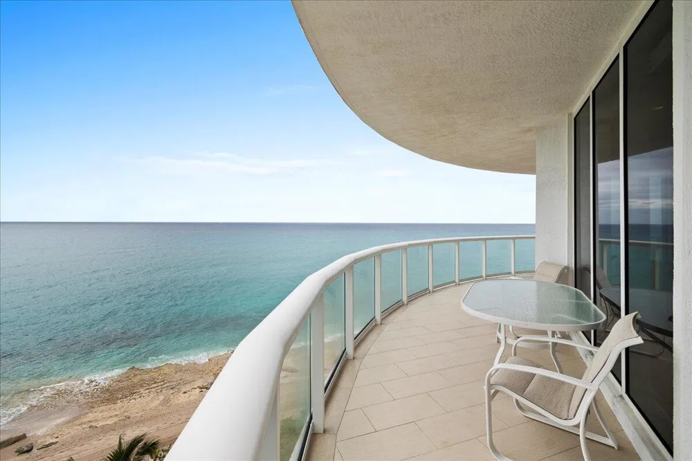 4600 Ocean Drive #701 Singer Island, FL 33404