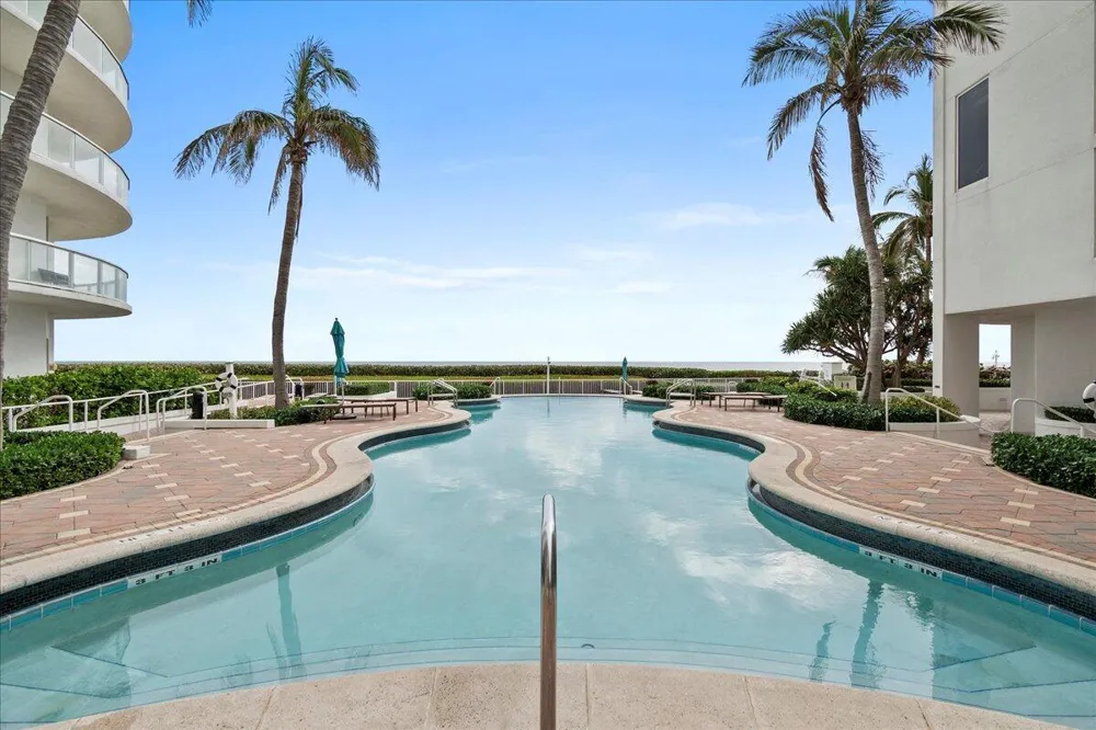 4600 Ocean Drive #701 Singer Island, FL 33404