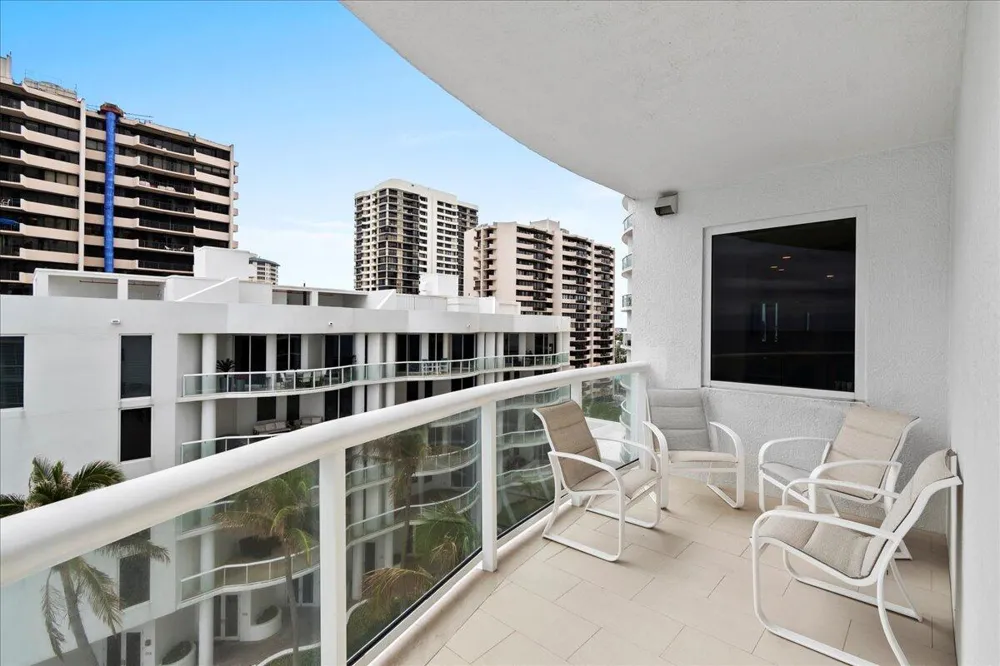 4600 Ocean Drive #701 Singer Island, FL 33404