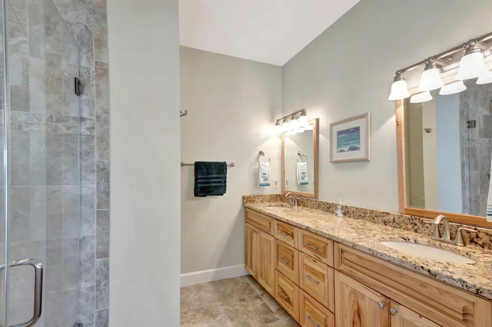 2470 Harbour Cove Drive Hutchinson Island, FL 34949