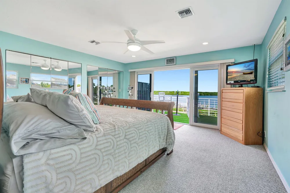 2440 Harbour Cove Drive Hutchinson Island, FL 34949