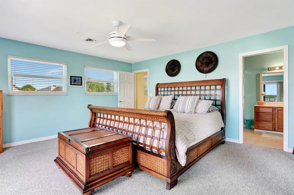 2440 Harbour Cove Drive Hutchinson Island, FL 34949