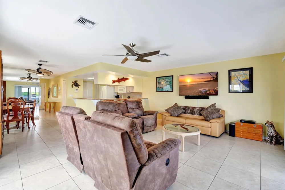 2440 Harbour Cove Drive Hutchinson Island, FL 34949