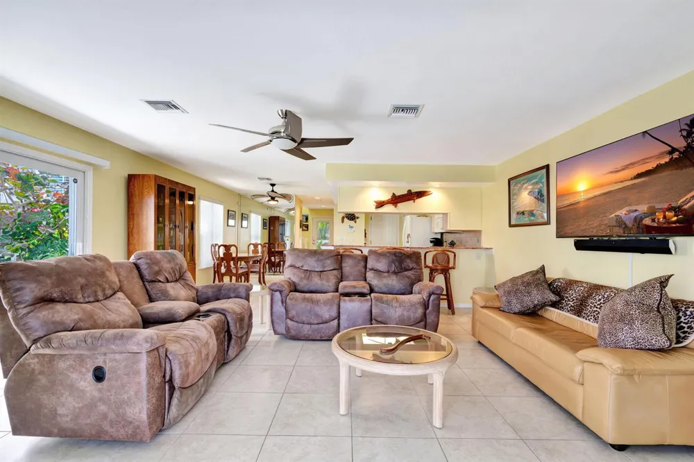 2440 Harbour Cove Drive Hutchinson Island, FL 34949