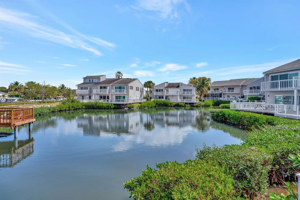 2440 Harbour Cove Drive Hutchinson Island, FL 34949
