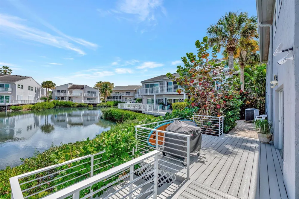 2440 Harbour Cove Drive Hutchinson Island, FL 34949