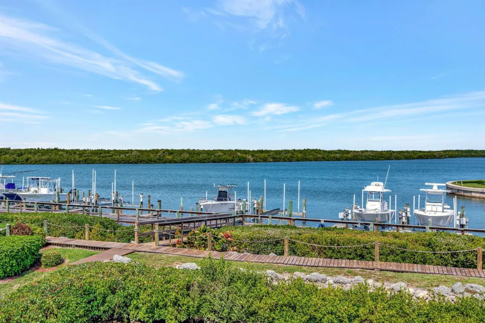2440 Harbour Cove Drive Hutchinson Island, FL 34949