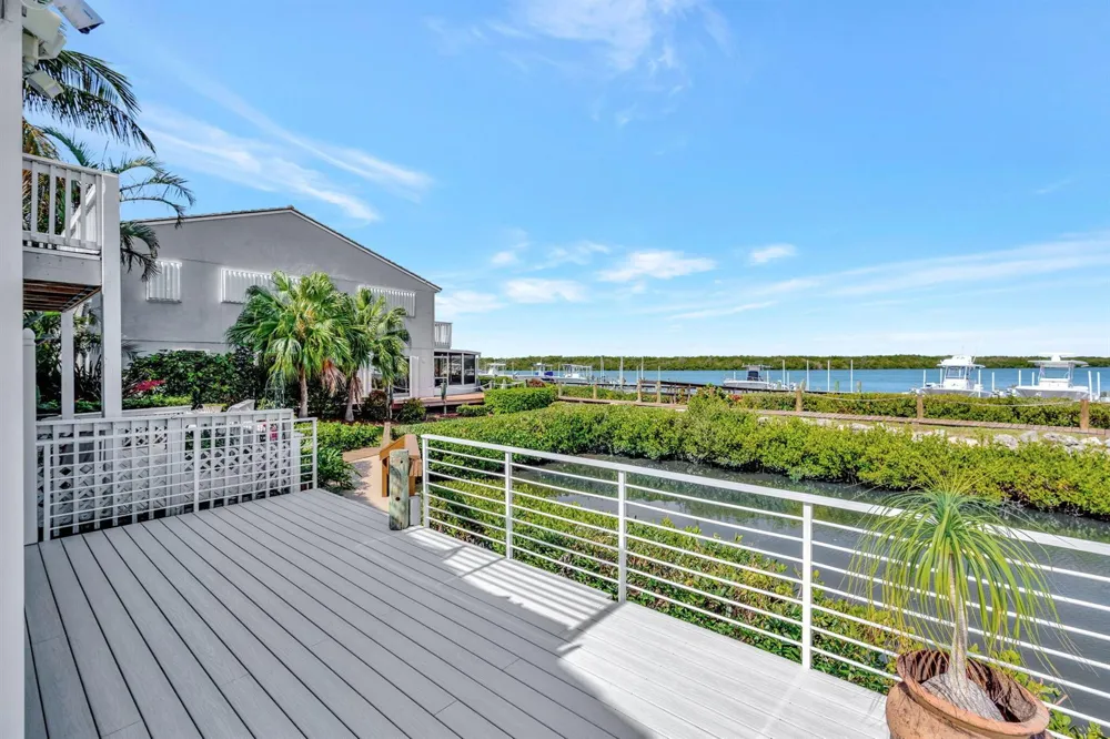 2440 Harbour Cove Drive Hutchinson Island, FL 34949