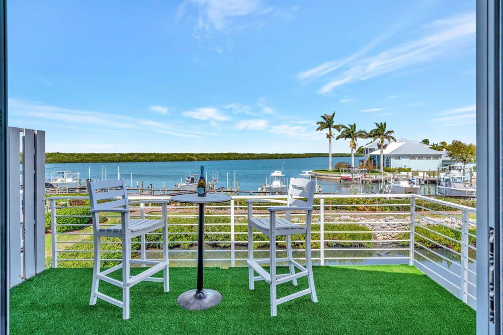 2440 Harbour Cove Drive Hutchinson Island, FL 34949