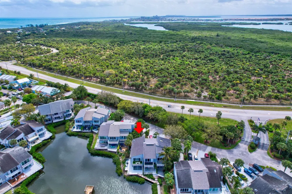 2440 Harbour Cove Drive Hutchinson Island, FL 34949