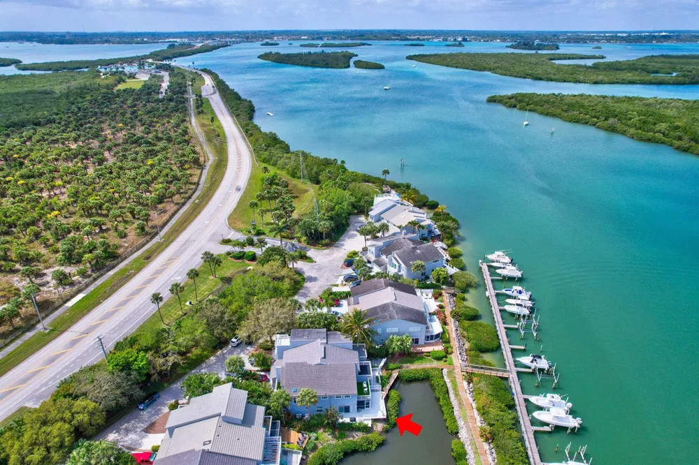2440 Harbour Cove Drive Hutchinson Island, FL 34949