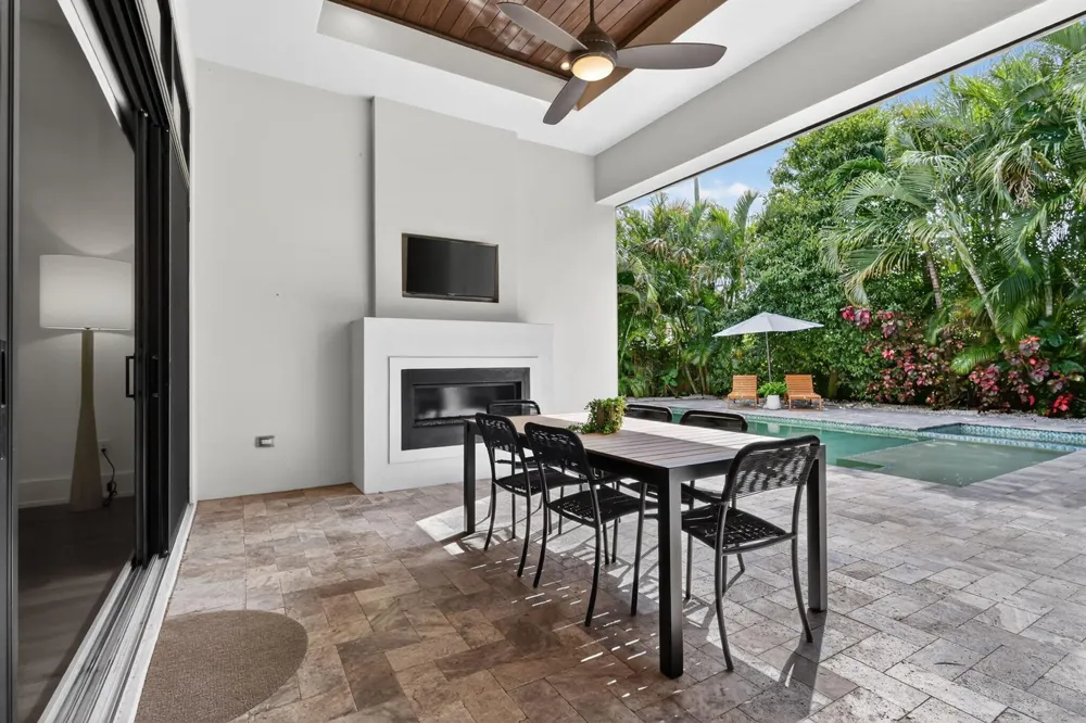718 NW 5th Avenue Delray Beach, FL 33444
