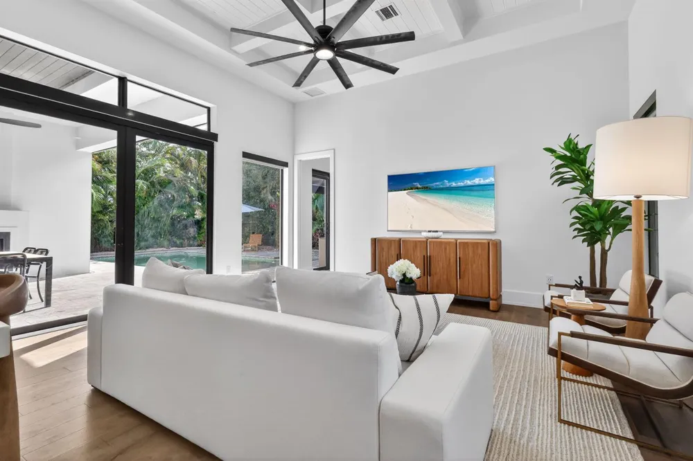 718 NW 5th Avenue Delray Beach, FL 33444