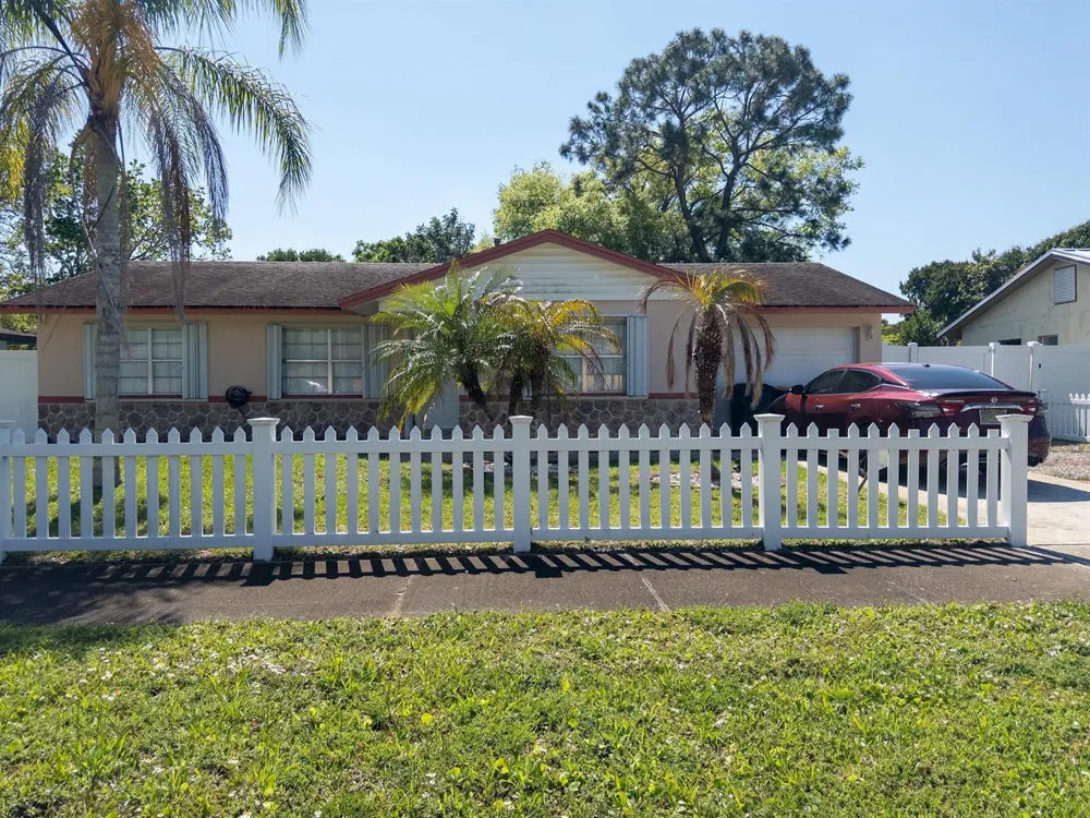 3205 Hibiscus Fort Pierce, FL 34947