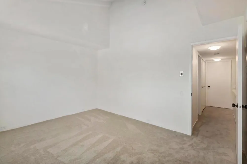701 Woodside Lane #4 Sacramento, CA 95825