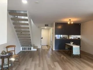 701 Woodside Lane #4 Sacramento, CA 95825