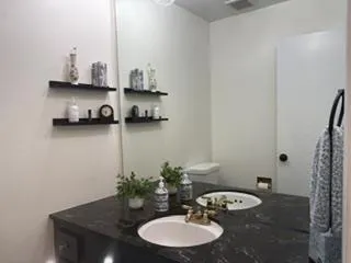 701 Woodside Lane #4 Sacramento, CA 95825