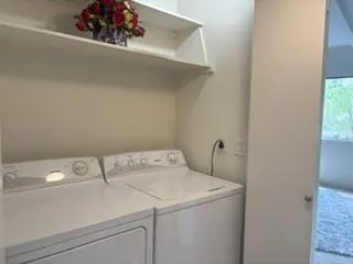 701 Woodside Lane #4 Sacramento, CA 95825