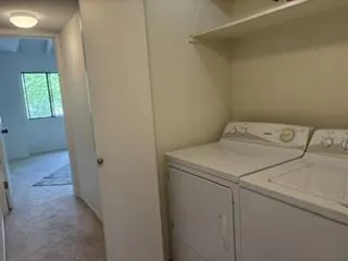701 Woodside Lane #4 Sacramento, CA 95825