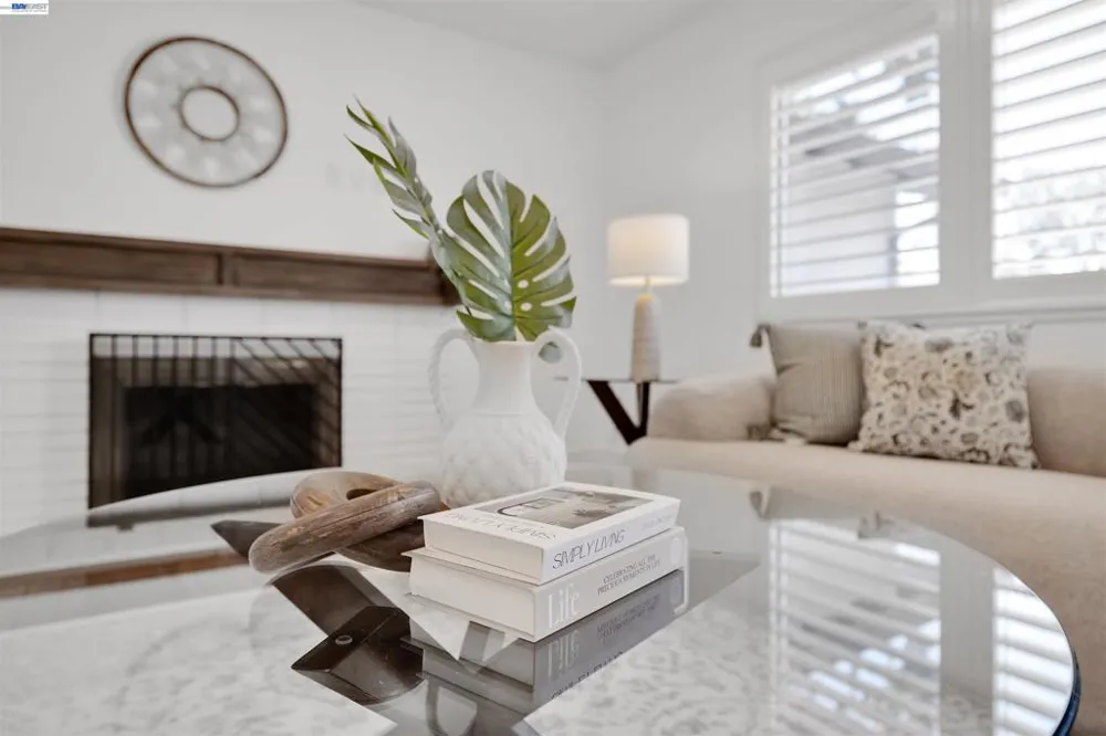 781 E Angela St Pleasanton, CA 94566
