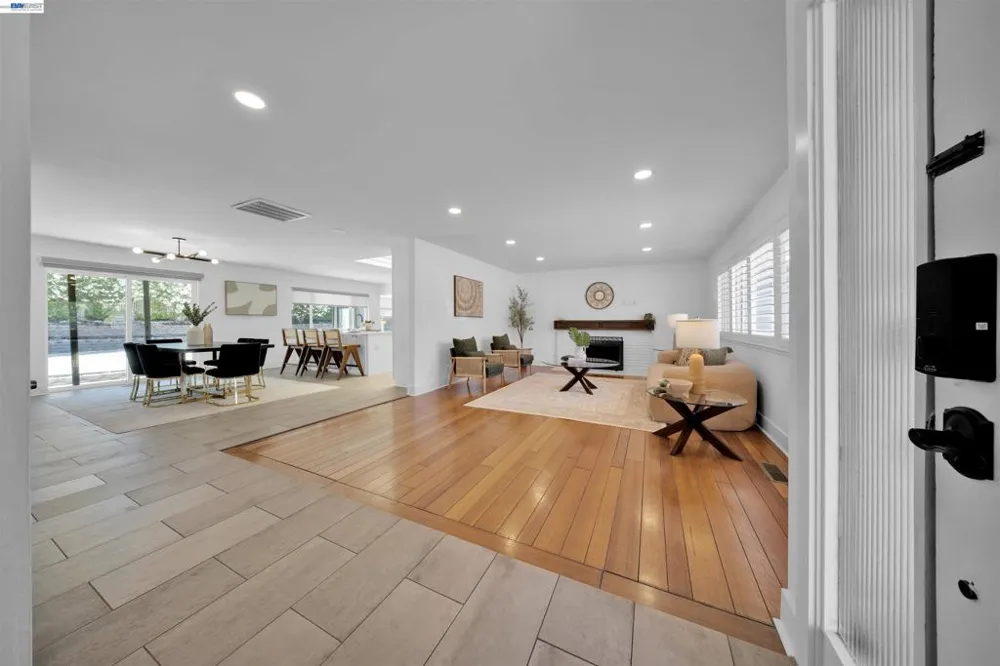 781 E Angela St Pleasanton, CA 94566
