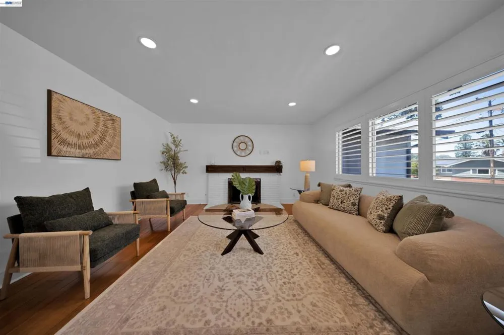 781 E Angela St Pleasanton, CA 94566