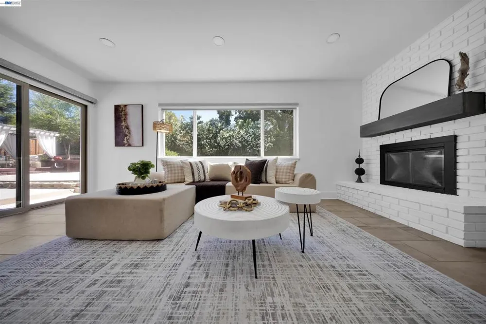 781 E Angela St Pleasanton, CA 94566