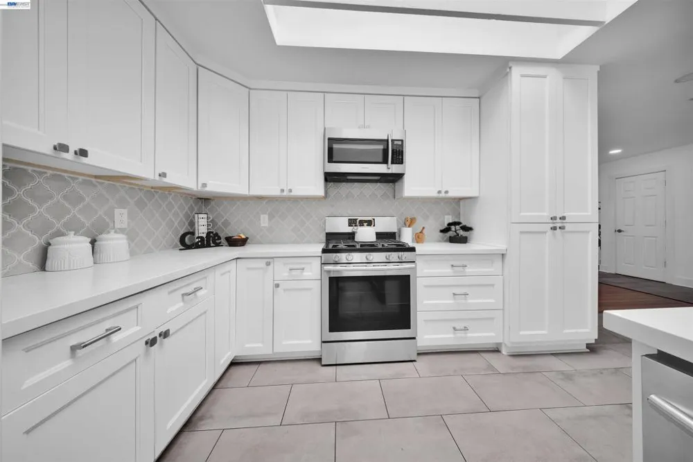781 E Angela St Pleasanton, CA 94566