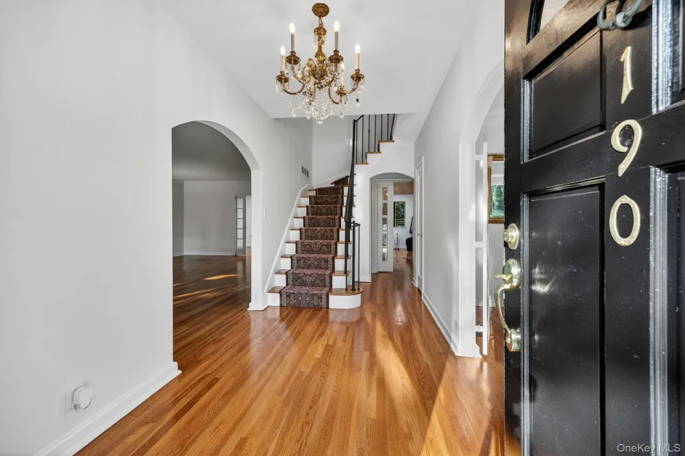 190 Sussex Drive Manhasset, NY 11030