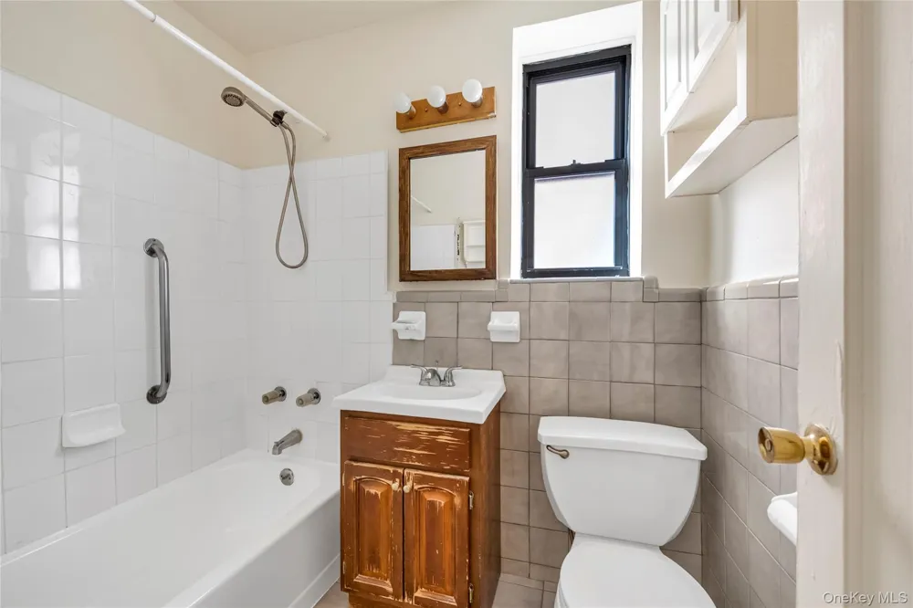 99-63 66 AVENUE #2B Rego Park, NY 11374