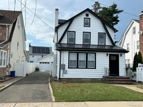 109 Leverich Street