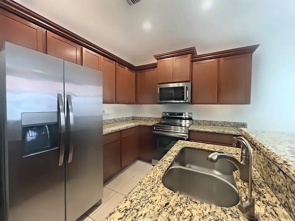 726 SW 1st Way Pompano Beach, FL 33060