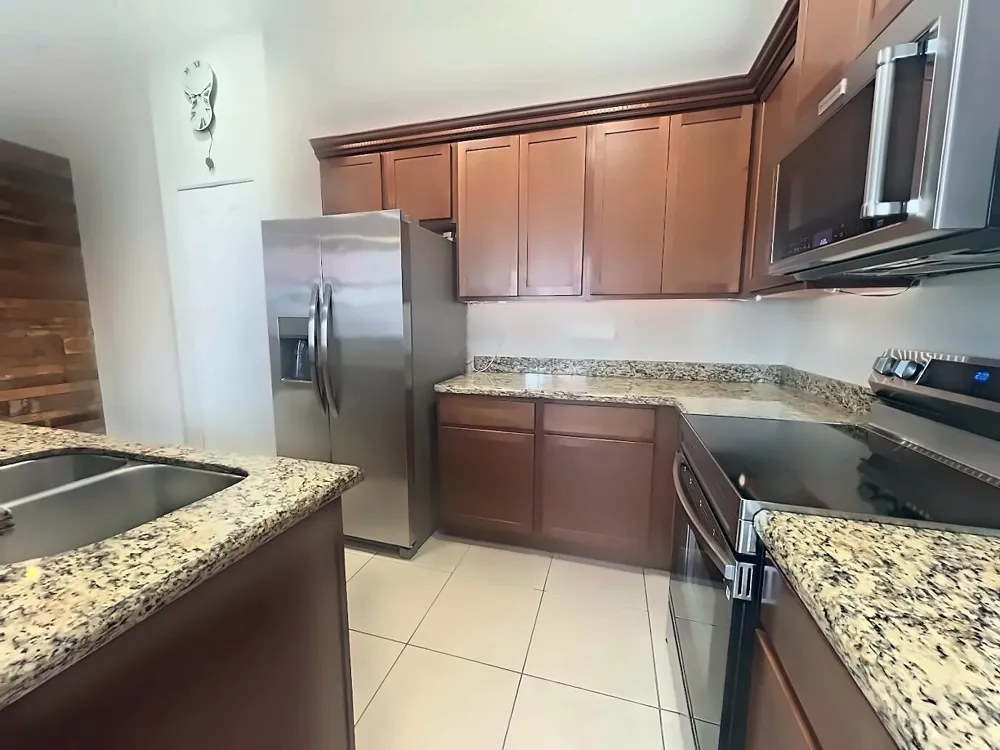 726 SW 1st Way Pompano Beach, FL 33060