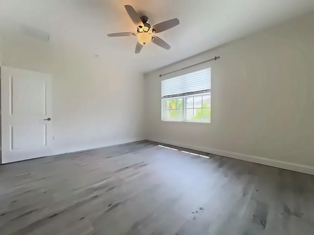 726 SW 1st Way Pompano Beach, FL 33060