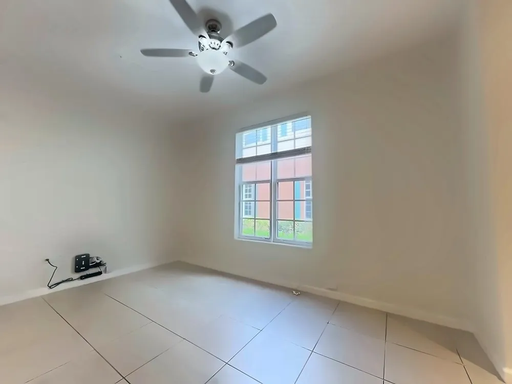 726 SW 1st Way Pompano Beach, FL 33060