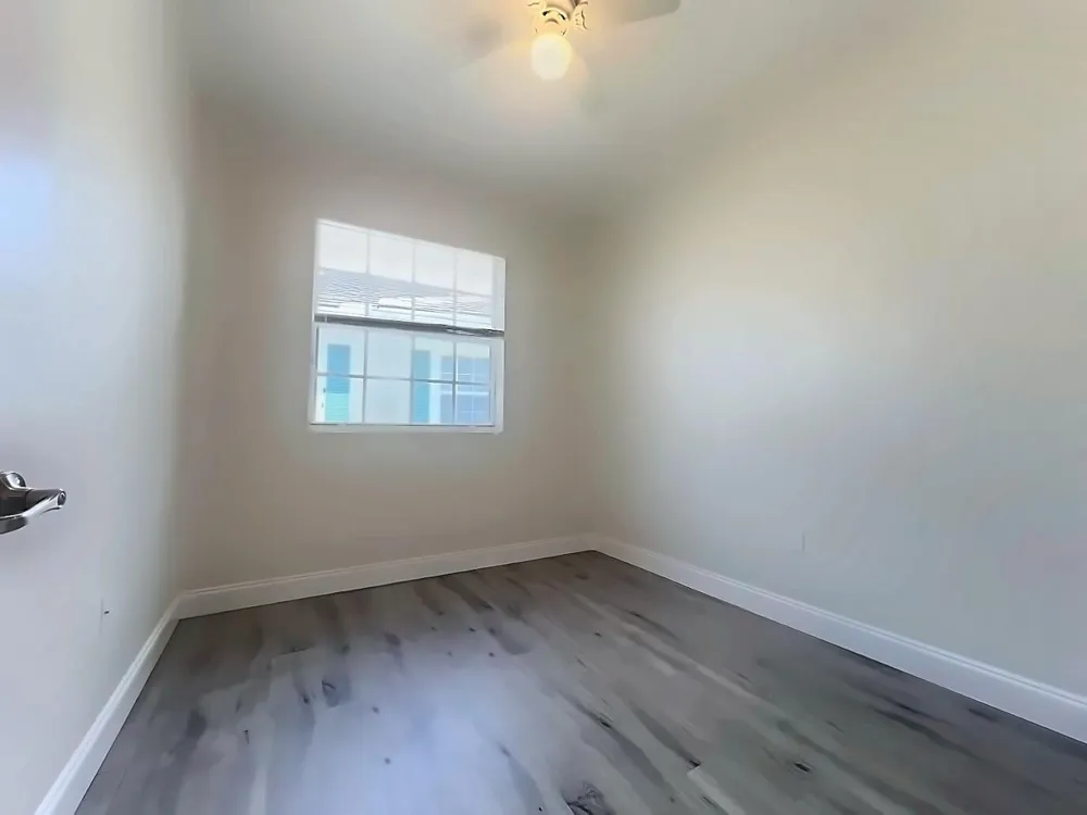 726 SW 1st Way Pompano Beach, FL 33060