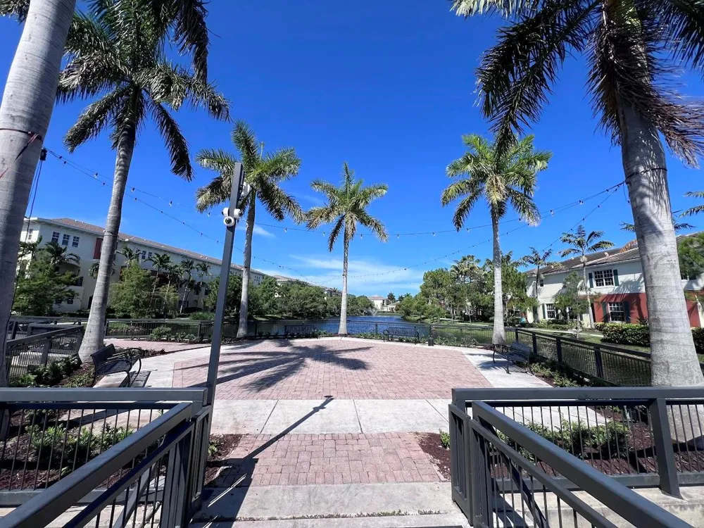 726 SW 1st Way Pompano Beach, FL 33060