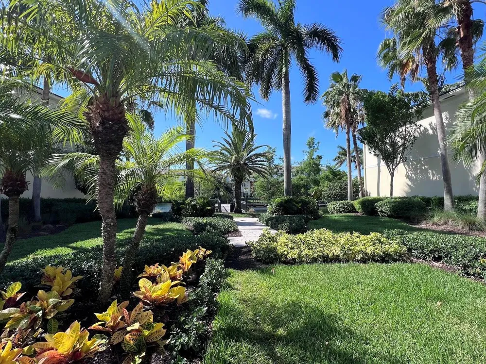 726 SW 1st Way Pompano Beach, FL 33060