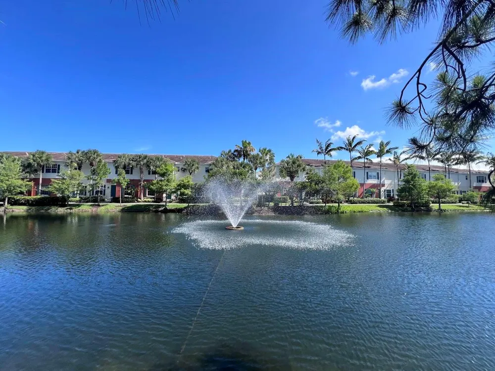 726 SW 1st Way Pompano Beach, FL 33060