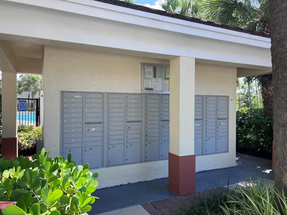 726 SW 1st Way Pompano Beach, FL 33060