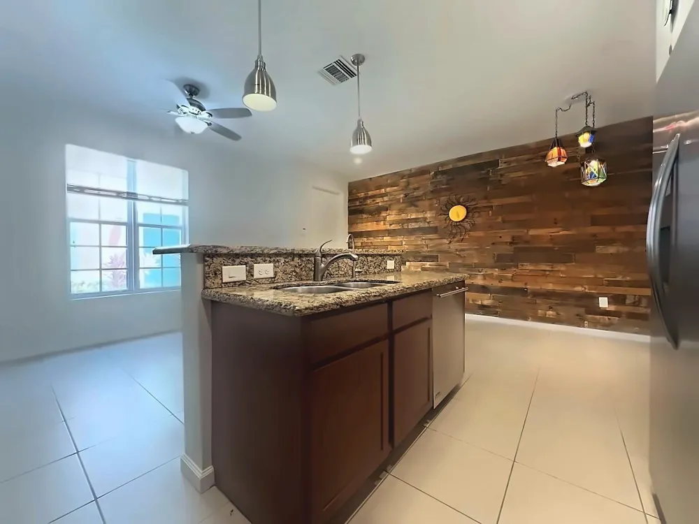 726 SW 1st Way Pompano Beach, FL 33060