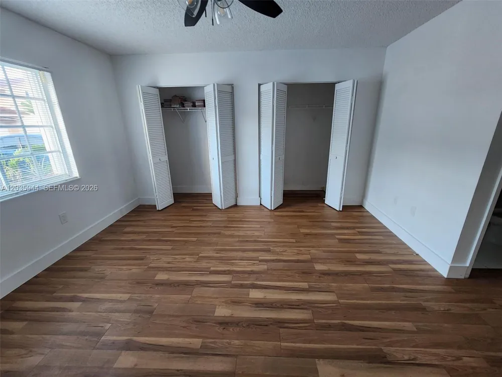 10019 W Okeechobee Rd #102 Hialeah Gardens, FL 33016