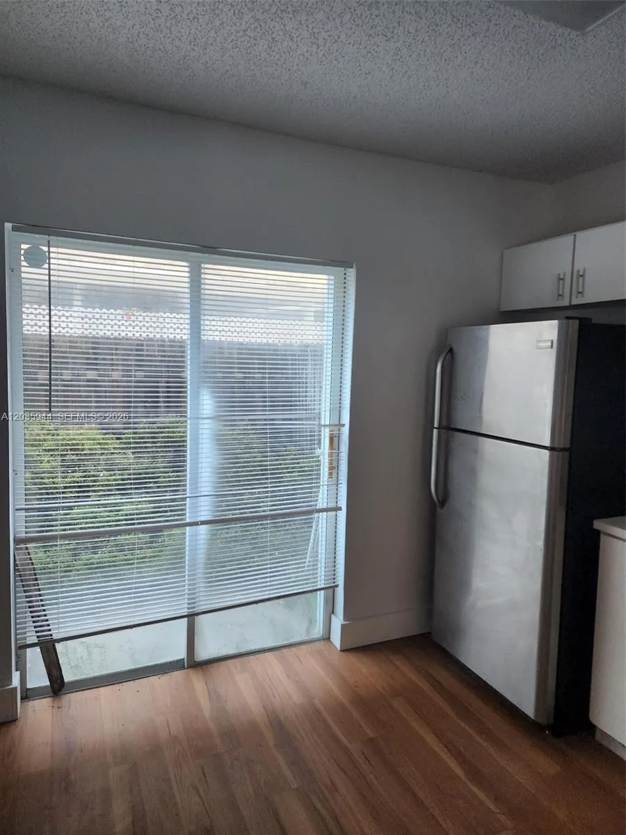 10019 W Okeechobee Rd #102 Hialeah Gardens, FL 33016